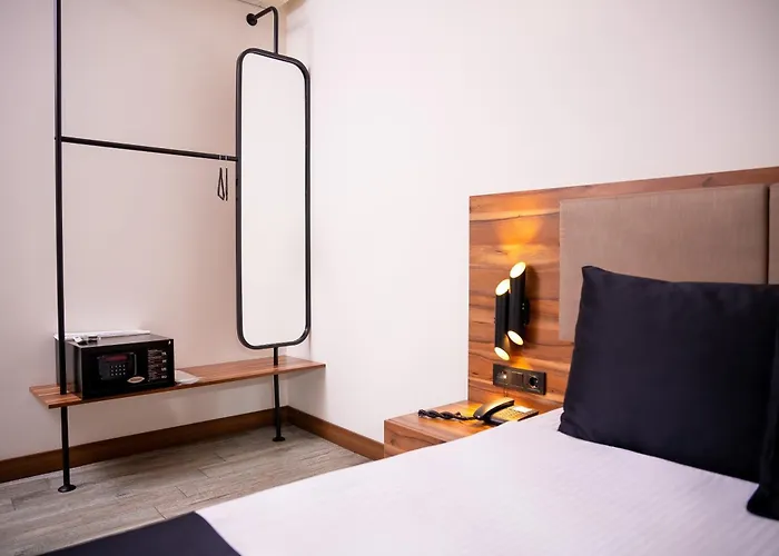 Mari Suites Hotel